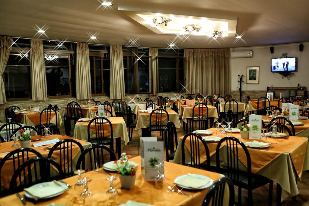 Hotel Il Quadrifoglio ตอร์เรเดลเกรโค ภายนอก รูปภาพ